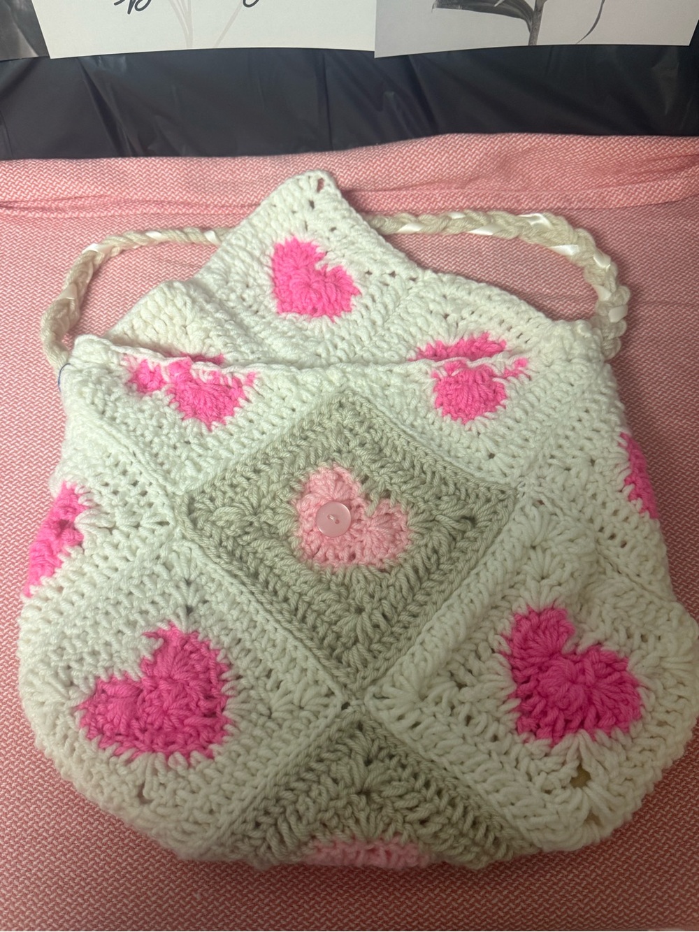 Crocheted Heart Shoulder Bag in White and Pink